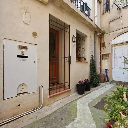 Robins Nest - Cocon Au Coeur Du Vieil Apartament *